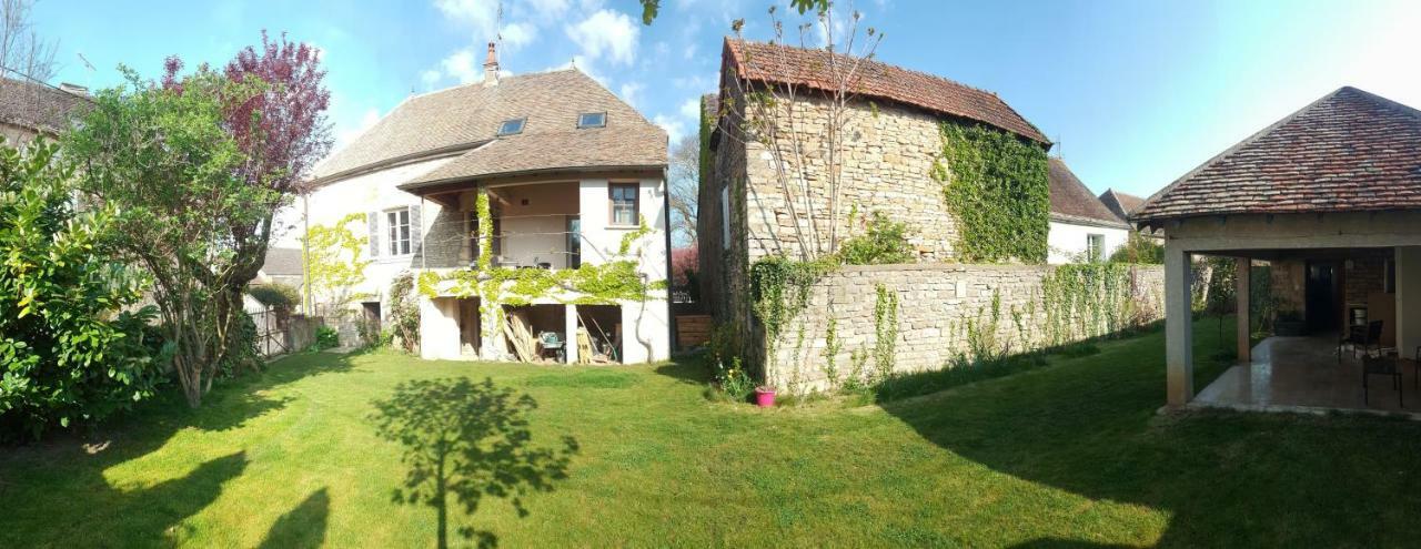 Gite Le Lavoir - Laives Exterior foto